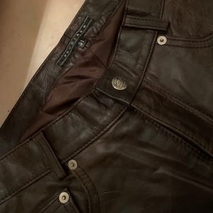 VINTAGE AUTHENTIC EXCLUSIF